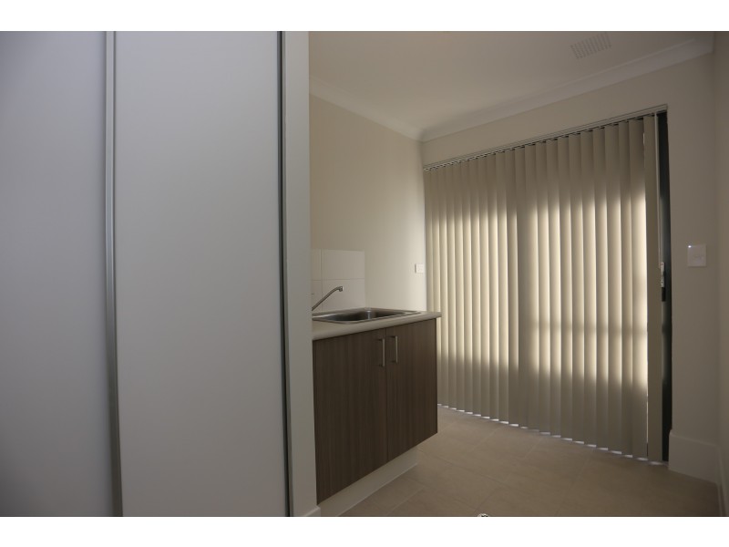 22 Elderflower Street, Banjup WA 6164