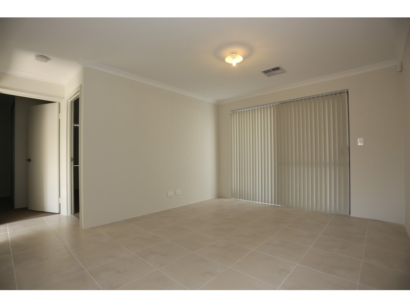 22 Elderflower Street, Banjup WA 6164