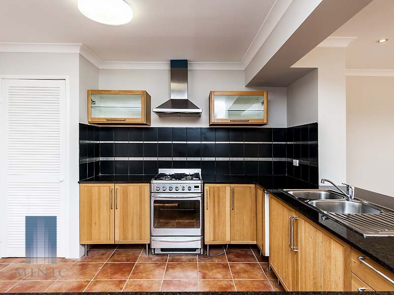 1/15 Cardoc Street, Parkwood WA 6147