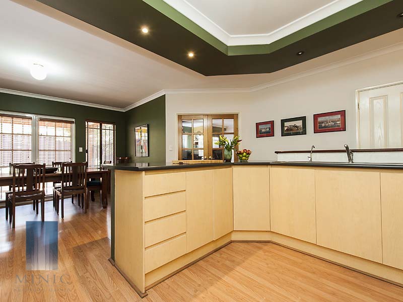 16A Unwin Crescent, Salter Point WA 6152