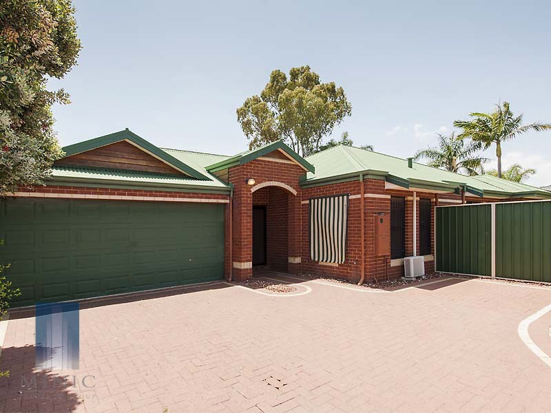 16A Unwin Crescent, Salter Point WA 6152
