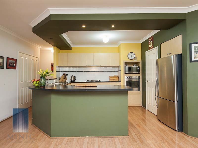 16A Unwin Crescent, Salter Point WA 6152