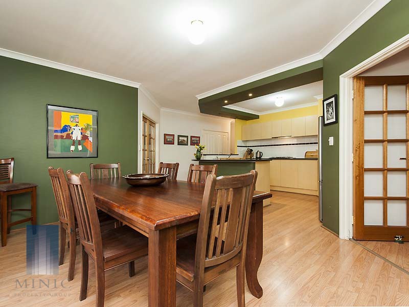 16A Unwin Crescent, Salter Point WA 6152