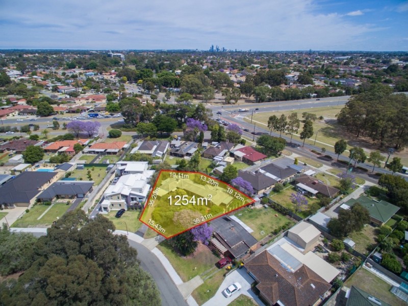 17 and 17A Alderley Square, Wilson WA 6107