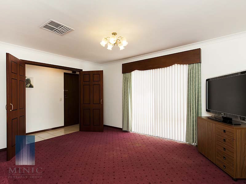 33 Chaparral Crescent, Willetton WA 6155