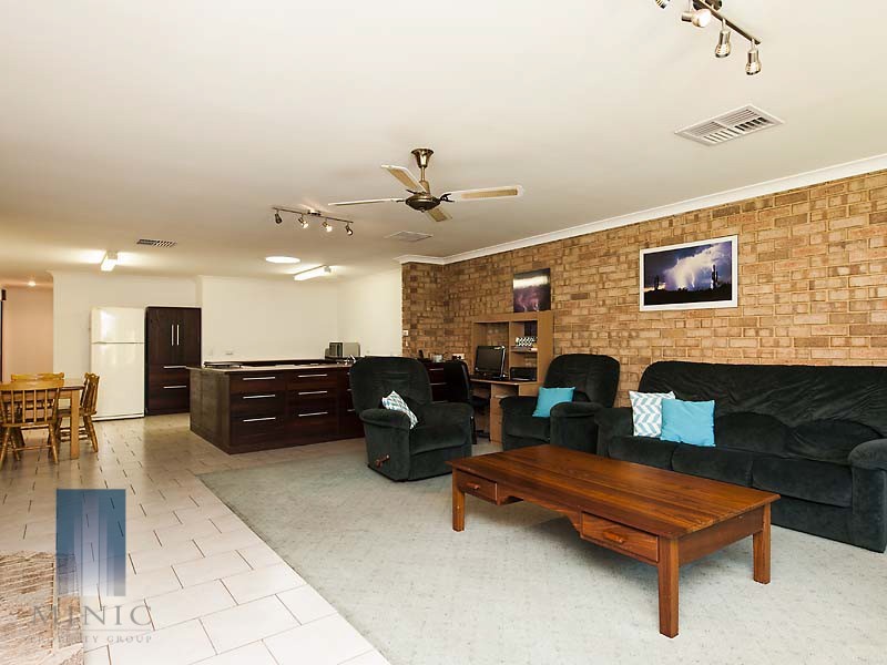 33 Chaparral Crescent, Willetton WA 6155