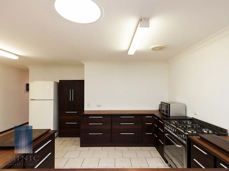 33 Chaparral Crescent, Willetton WA 6155