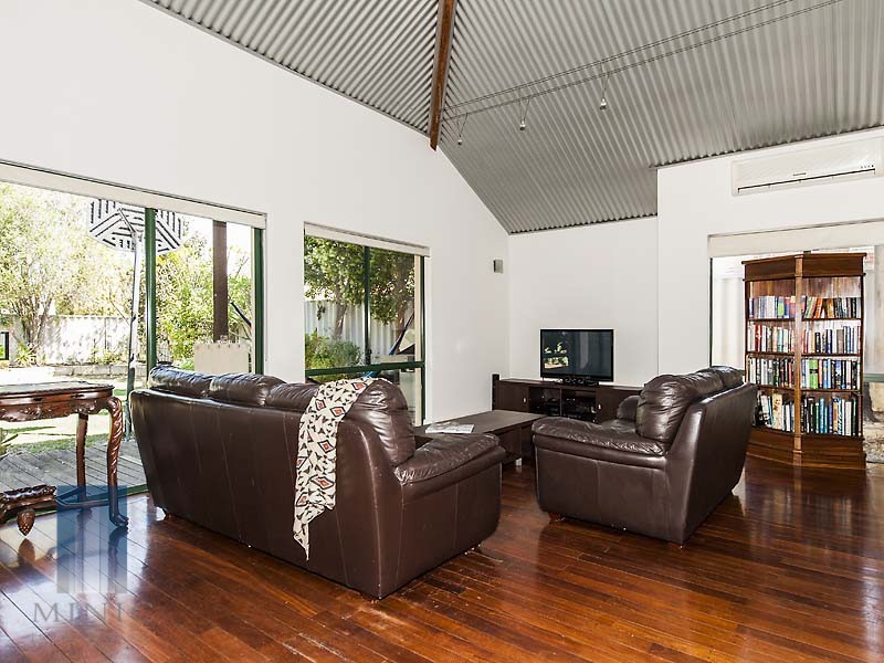 30 and 32 Eureka Road, Wilson WA 6107