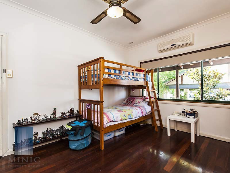 30 and 32 Eureka Road, Wilson WA 6107