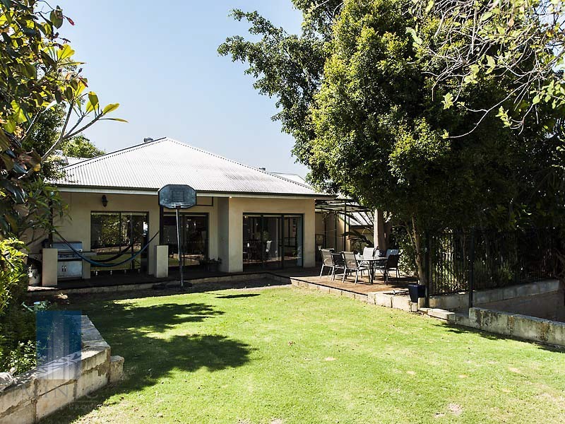 30 and 32 Eureka Road, Wilson WA 6107