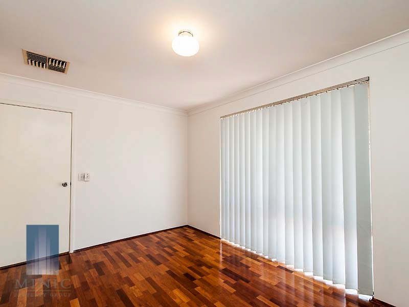 16 Denny Way, Parkwood WA 6147