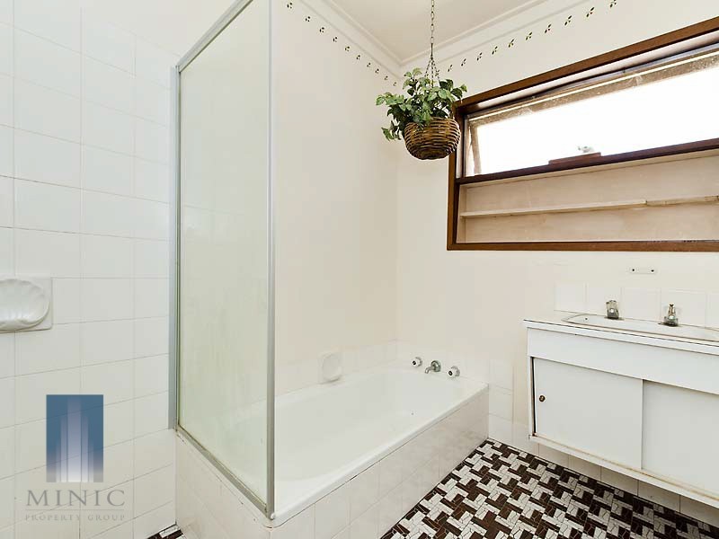 62 Alderley Square, Wilson WA 6107