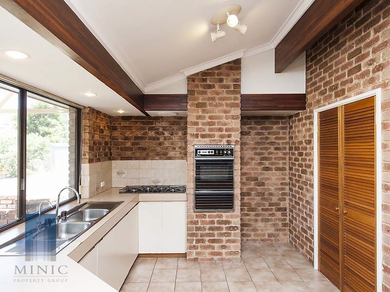 3 Foley Court, Leeming WA 6149