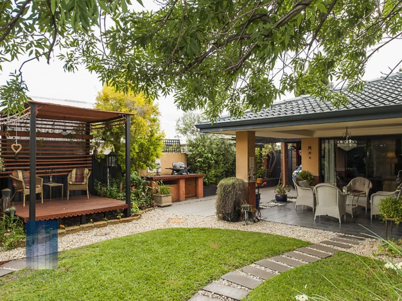 12 Doomben Court, Willetton WA 6155