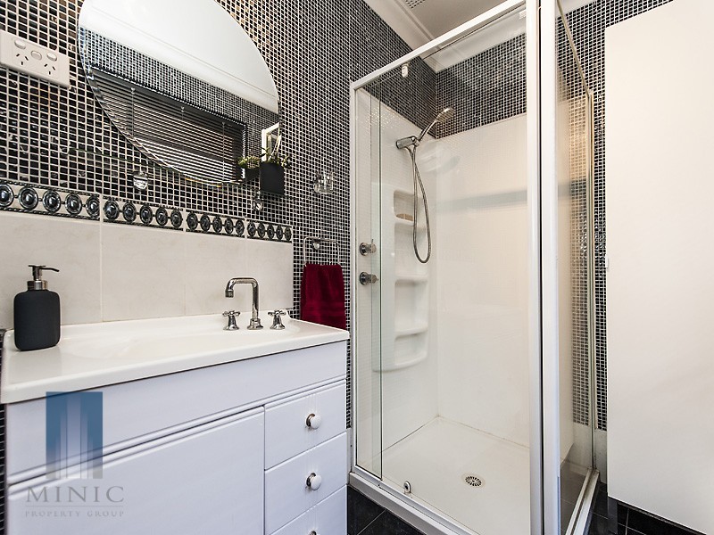 12 Doomben Court, Willetton WA 6155