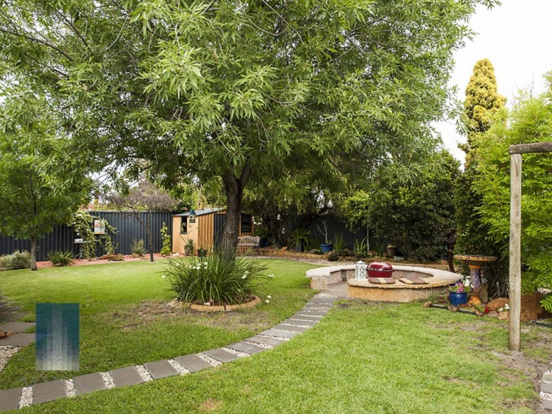 12 Doomben Court, Willetton WA 6155