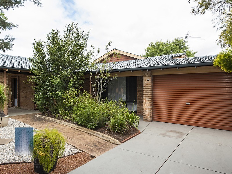 12 Doomben Court, Willetton WA 6155