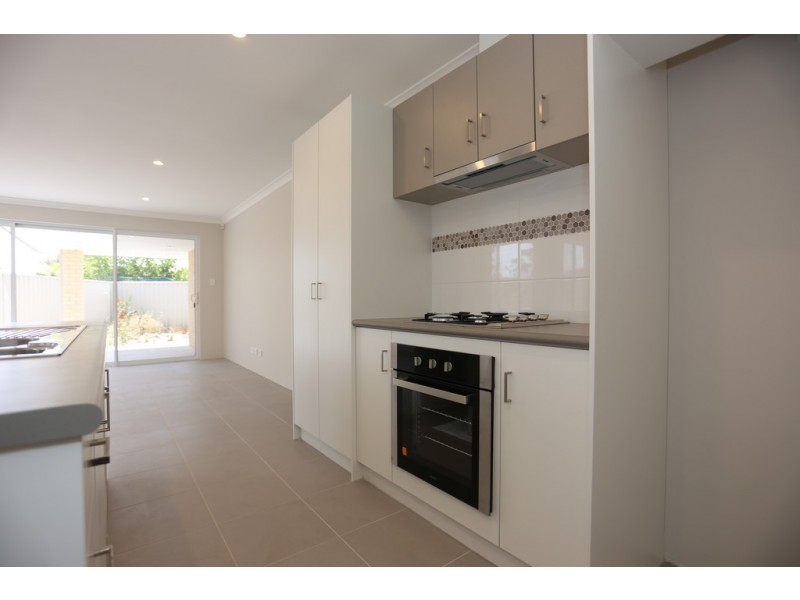 8 PRENDIVILLE WAY, Langford WA 6147