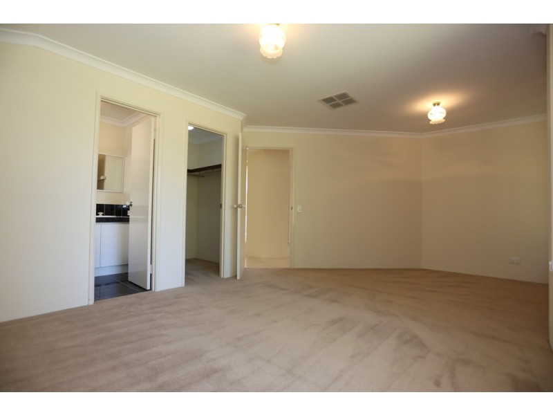 1/33 GRIFFIN CRESCENT, Manning WA 6152