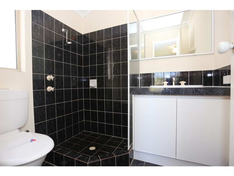 1/33 GRIFFIN CRESCENT, Manning WA 6152
