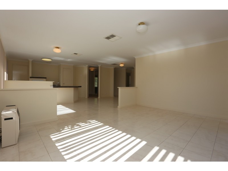 1/33 GRIFFIN CRESCENT, Manning WA 6152