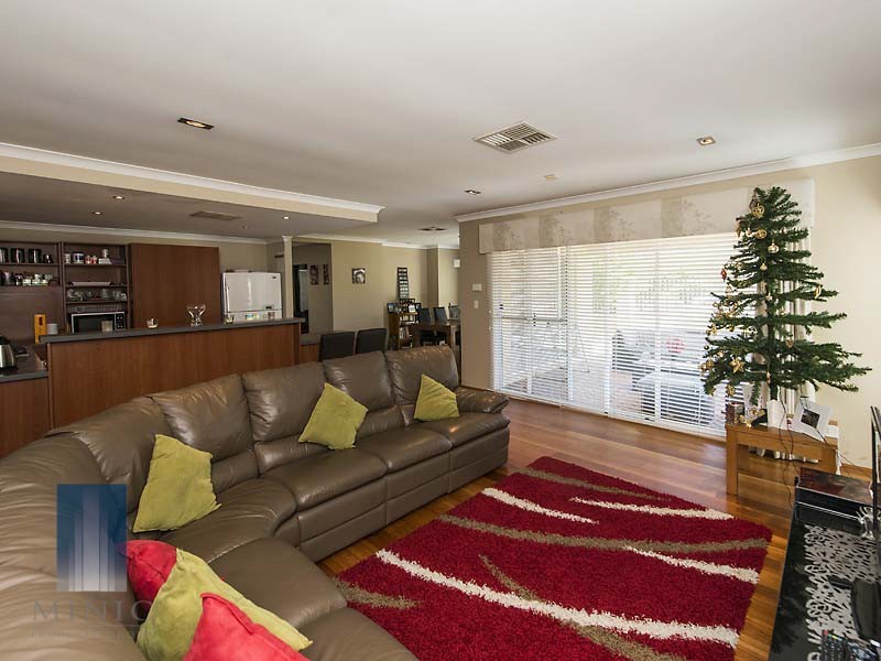 34 Brennan Avenue, Canning Vale WA 6155