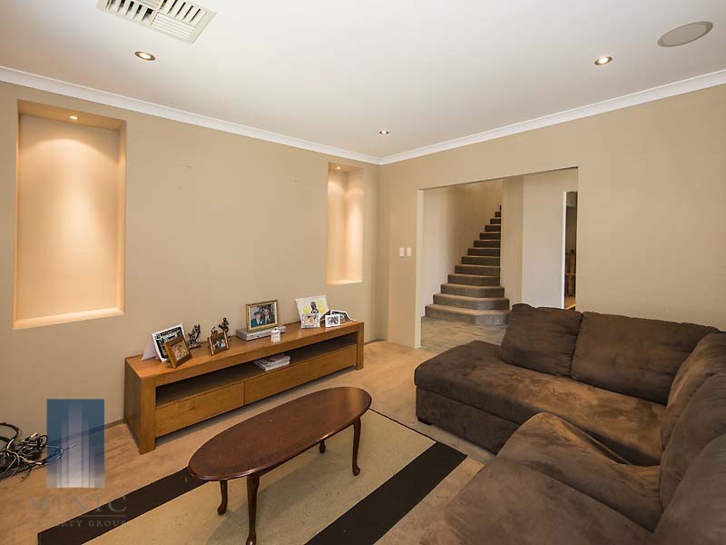 34 Brennan Avenue, Canning Vale WA 6155