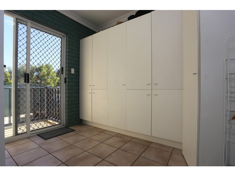 35 Hope Ave, Salter Point WA 6152