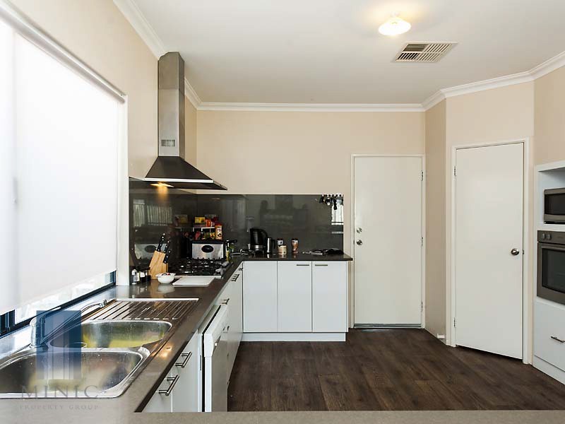 39 Grace Street, Ferndale WA 6148