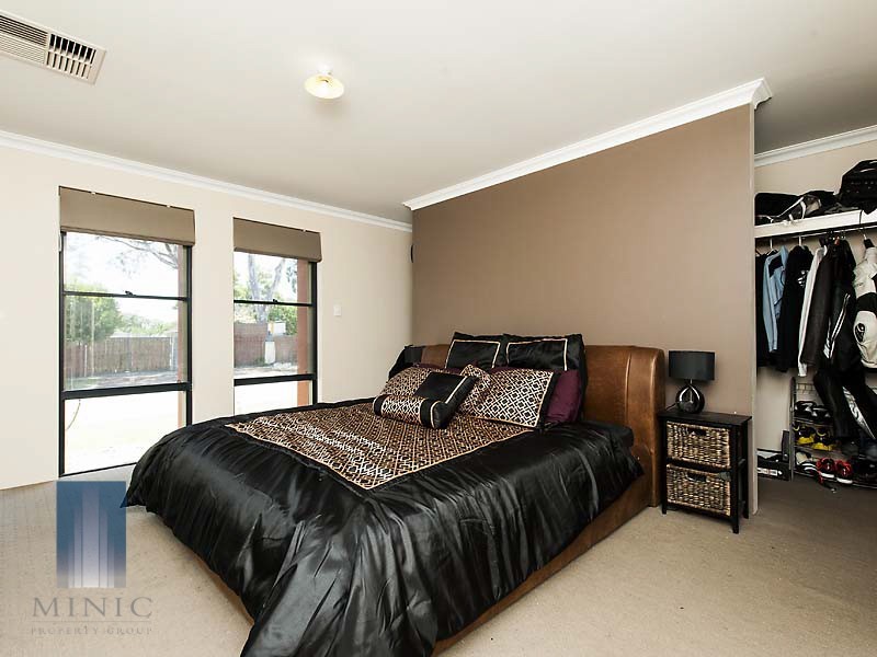 39 Grace Street, Ferndale WA 6148