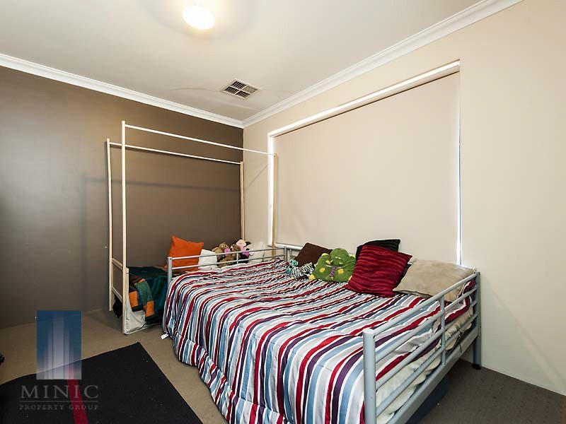 39 Grace Street, Ferndale WA 6148