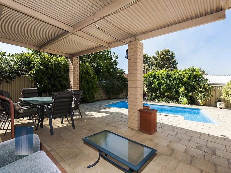 43 Ferndale Crescent, Ferndale WA 6148