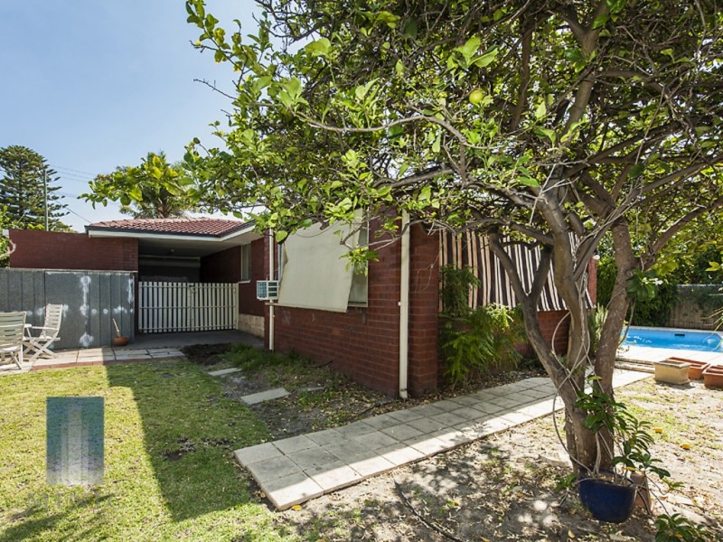 43 Ferndale Crescent, Ferndale WA 6148