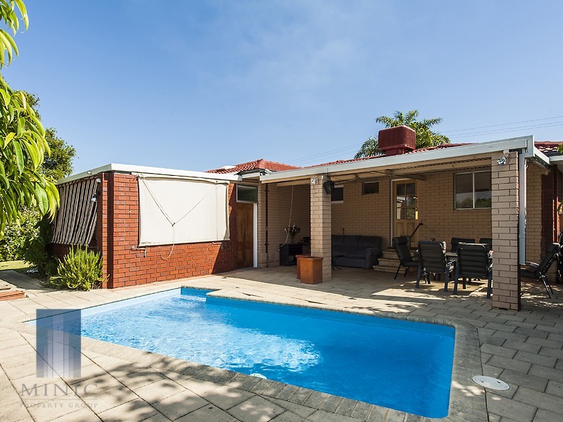 43 Ferndale Crescent, Ferndale WA 6148