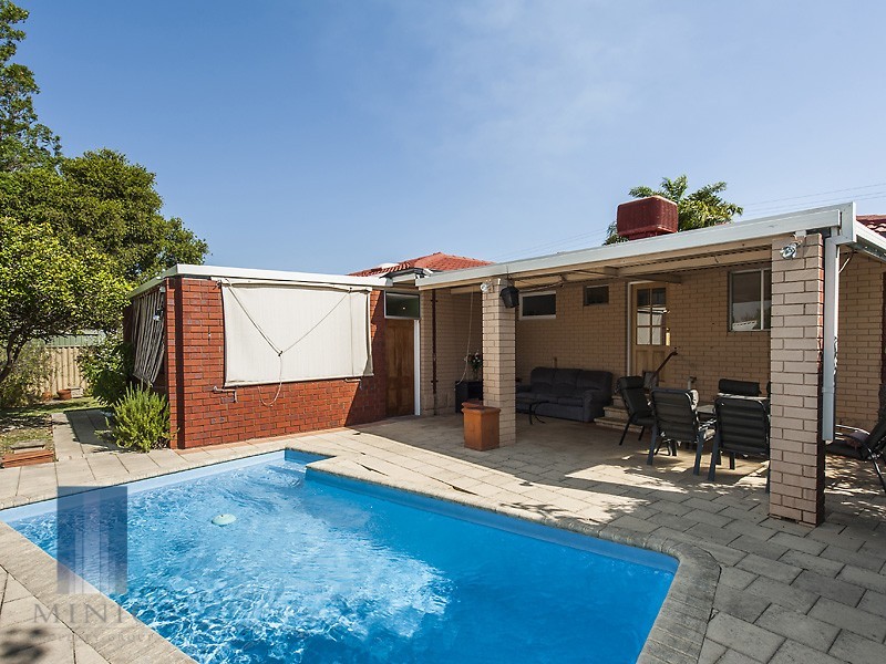 43 Ferndale Crescent, Ferndale WA 6148