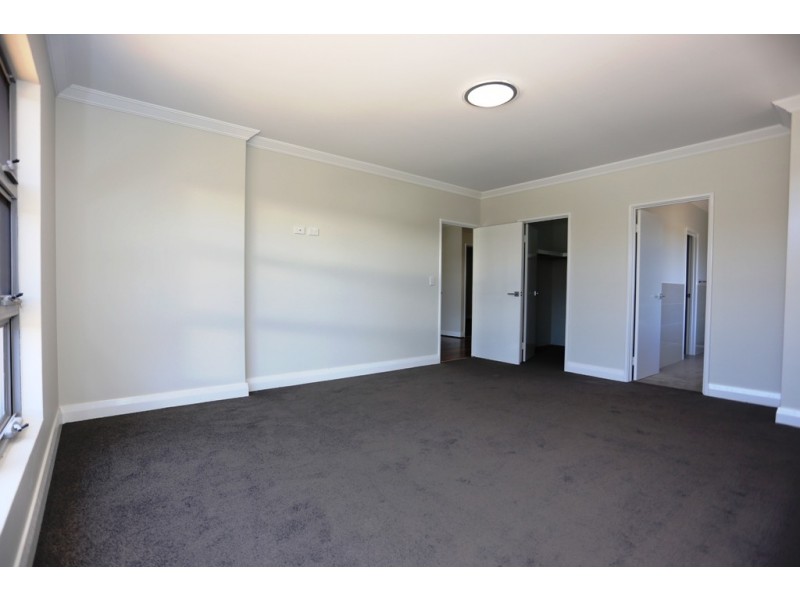 19 Anthus Corner, Waterford WA 6152