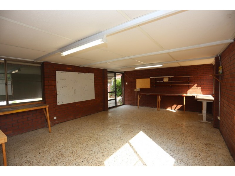 12 CORONA CRESCENT, Cannington WA 6107