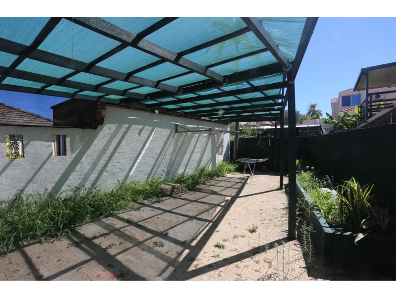 28A Manning Road, Como WA 6152