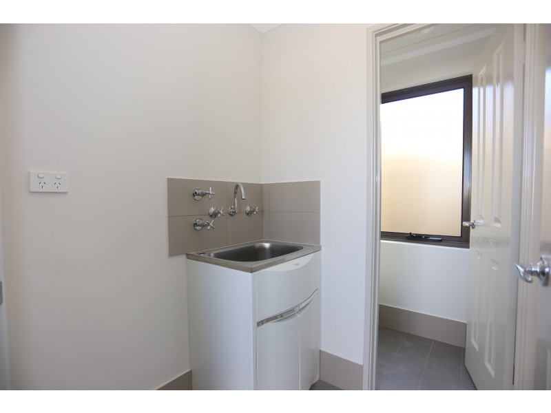 Unit 2/59 Braibrise Road, Wilson WA 6107