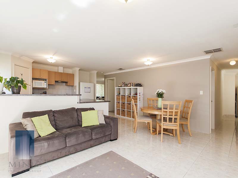 8/40-42 Hopkinson Way, Wilson WA 6107