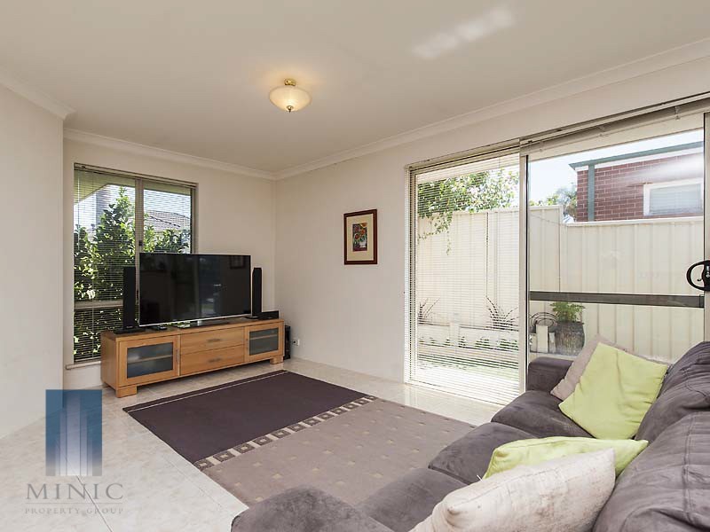 8/40-42 Hopkinson Way, Wilson WA 6107