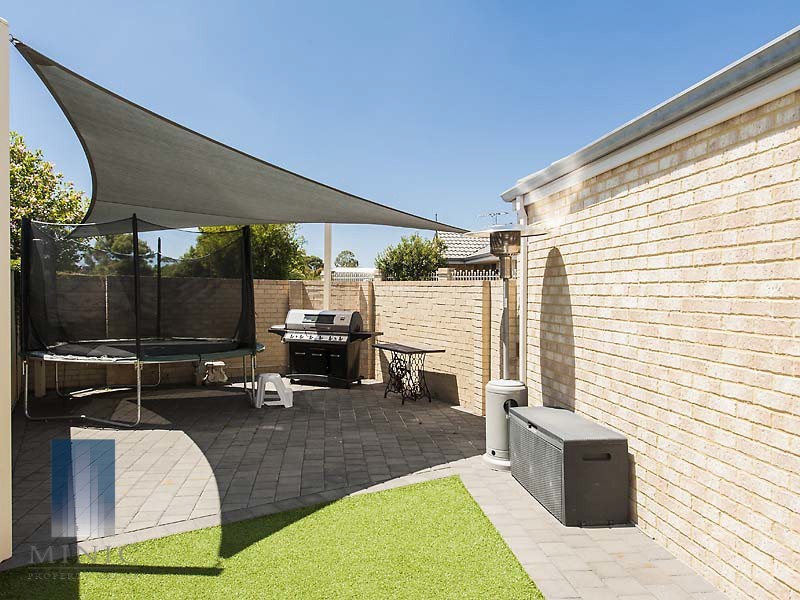8/40-42 Hopkinson Way, Wilson WA 6107
