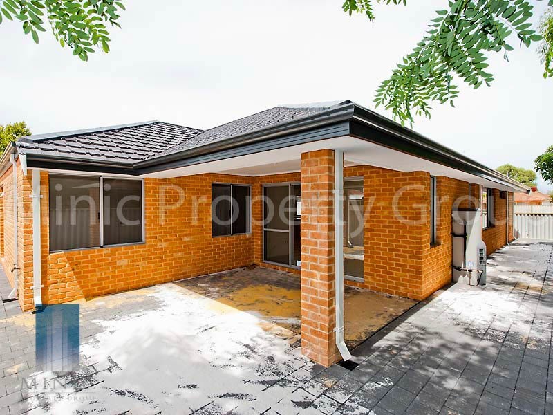 2/260 High Road, Riverton WA 6148