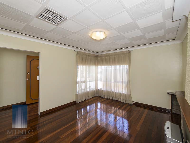 33 Vahland Avenue, Riverton WA 6148