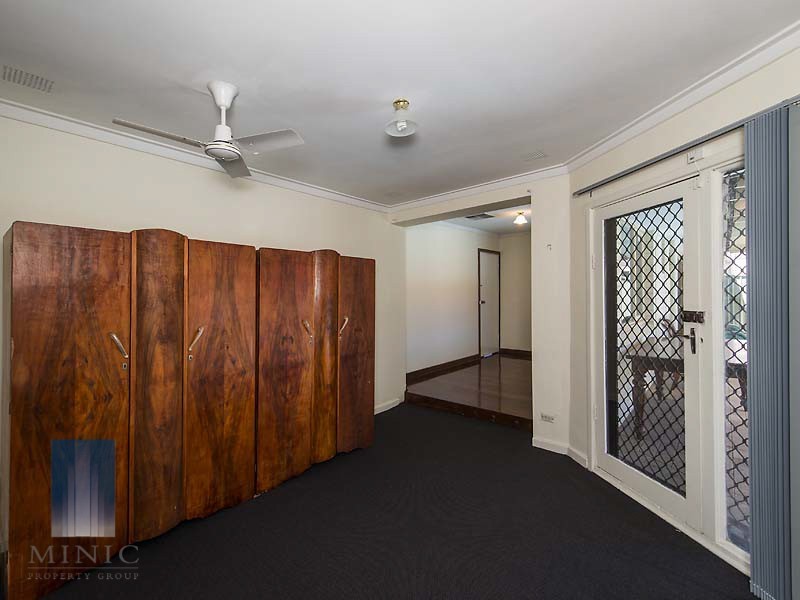 33 Vahland Avenue, Riverton WA 6148