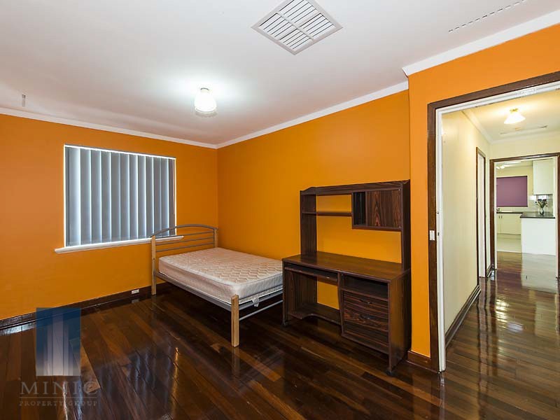 33 Vahland Avenue, Riverton WA 6148