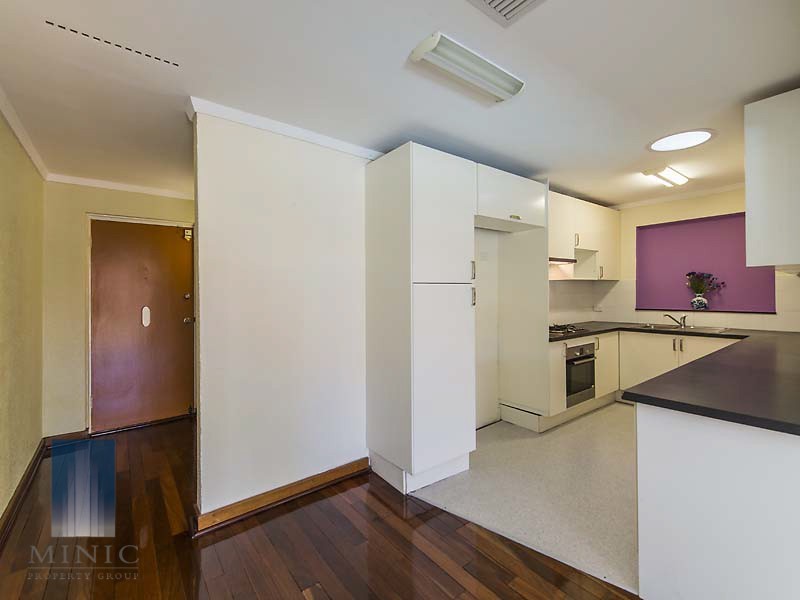 33 Vahland Avenue, Riverton WA 6148