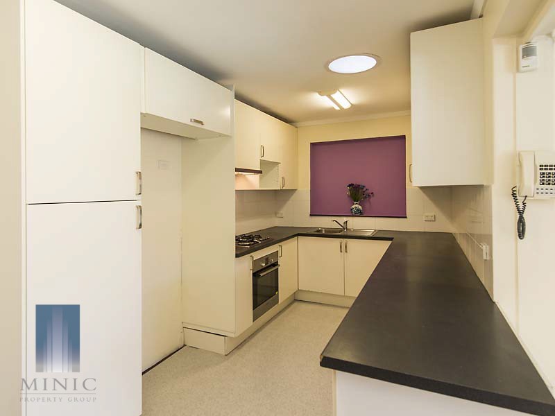 33 Vahland Avenue, Riverton WA 6148