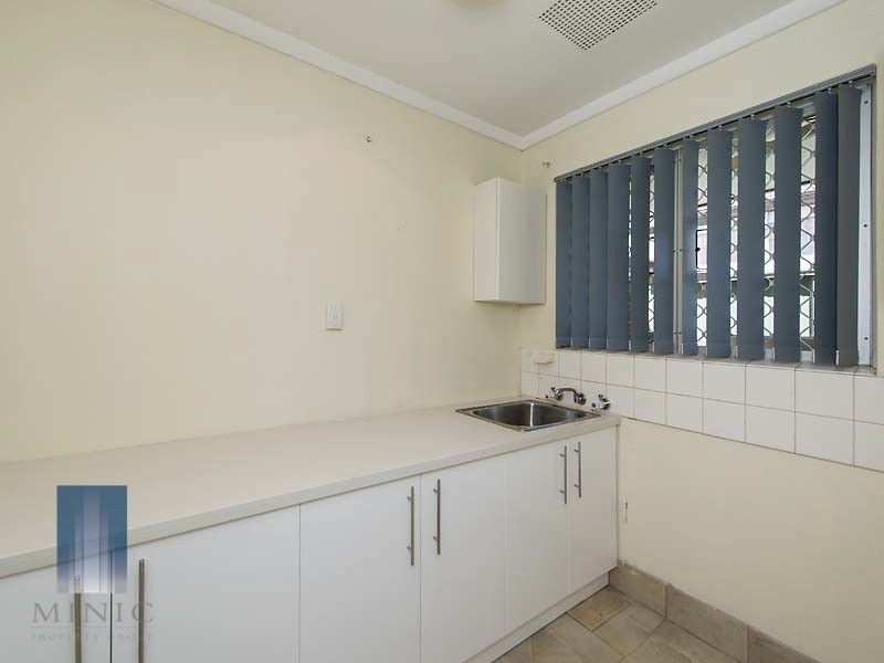 33 Vahland Avenue, Riverton WA 6148