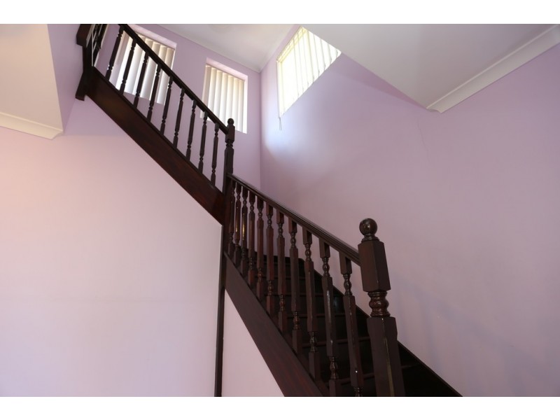 36 Amstey St, Riverton WA 6148